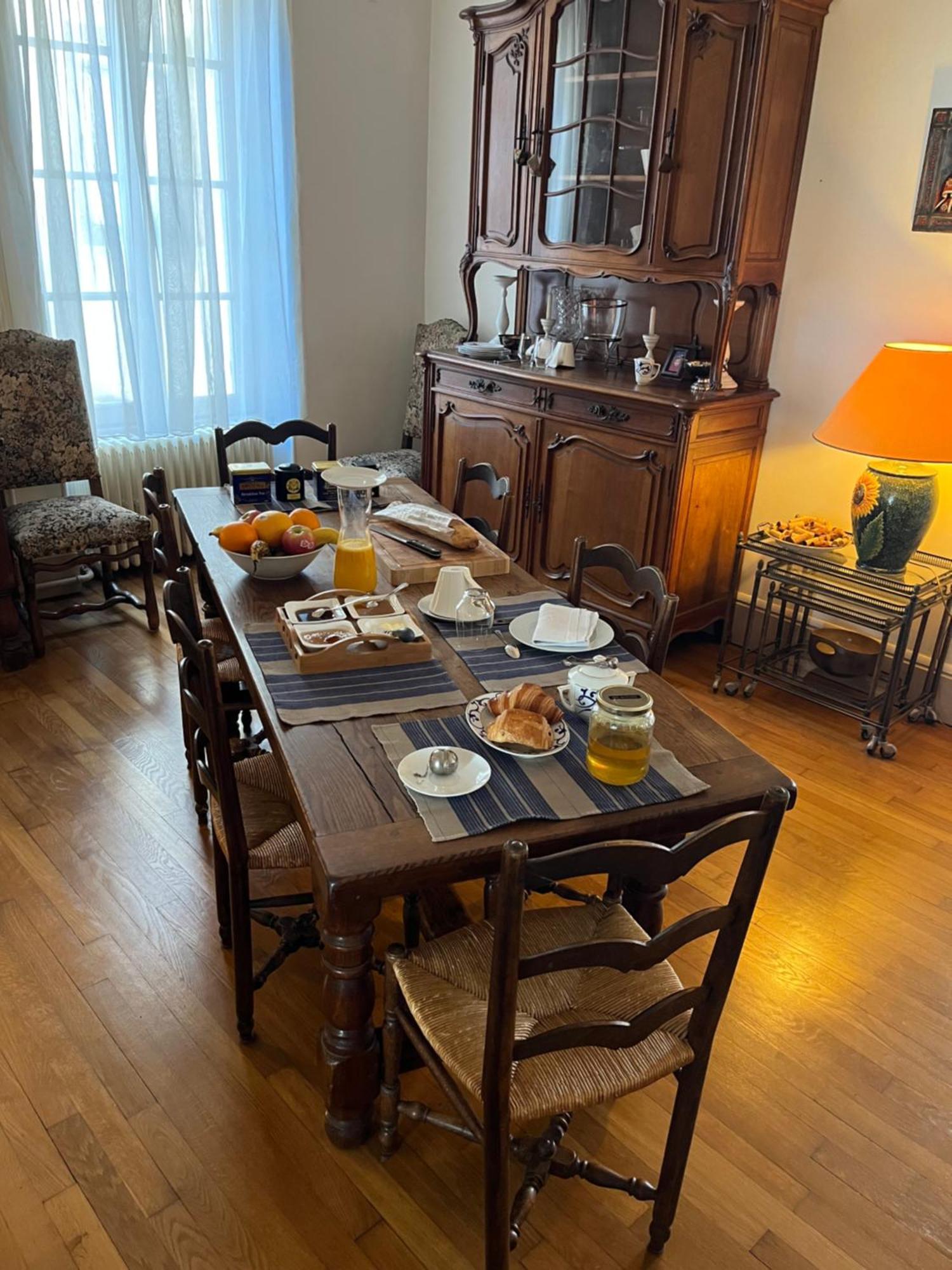 Logis Saint Vivant Volnay  Zewnętrze zdjęcie